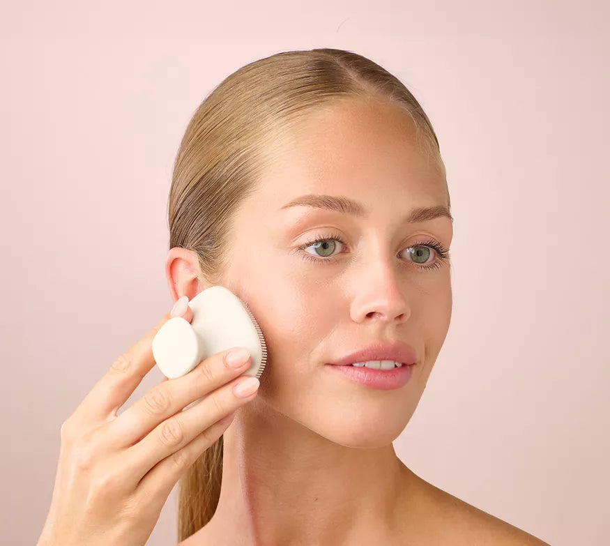 Cleansing Silicone Brush